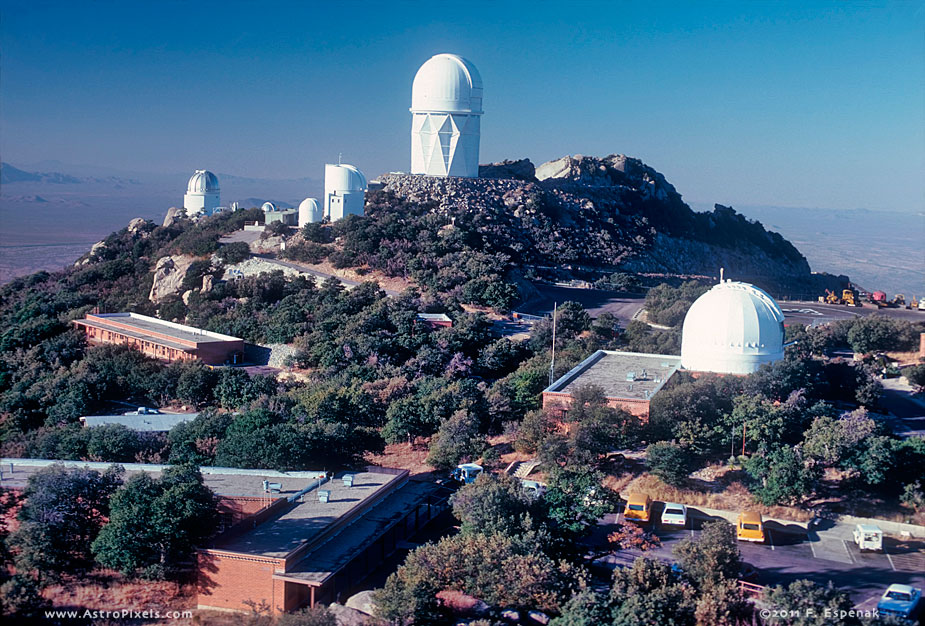 What does the Kitt Peak National Observatory offer?